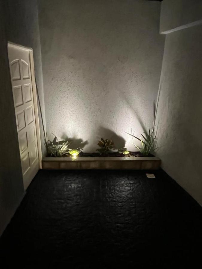 פוארטו איגואסו Avalon Apartments מראה חיצוני תמונה
